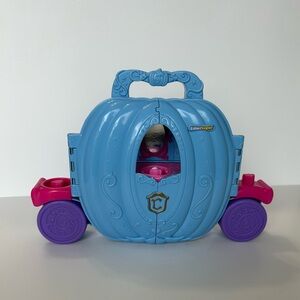 Fisher-Price Little People Disney Princess Cinderella Fold ‘n Go Carriage